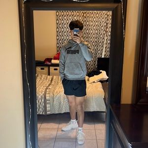 Puma hoodie/ grey/ small